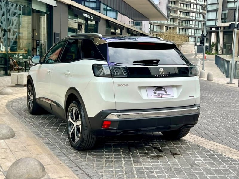 Peugeot 3008 ALLURE 1.6 AT ; 2024 - Imagen 6 de 10