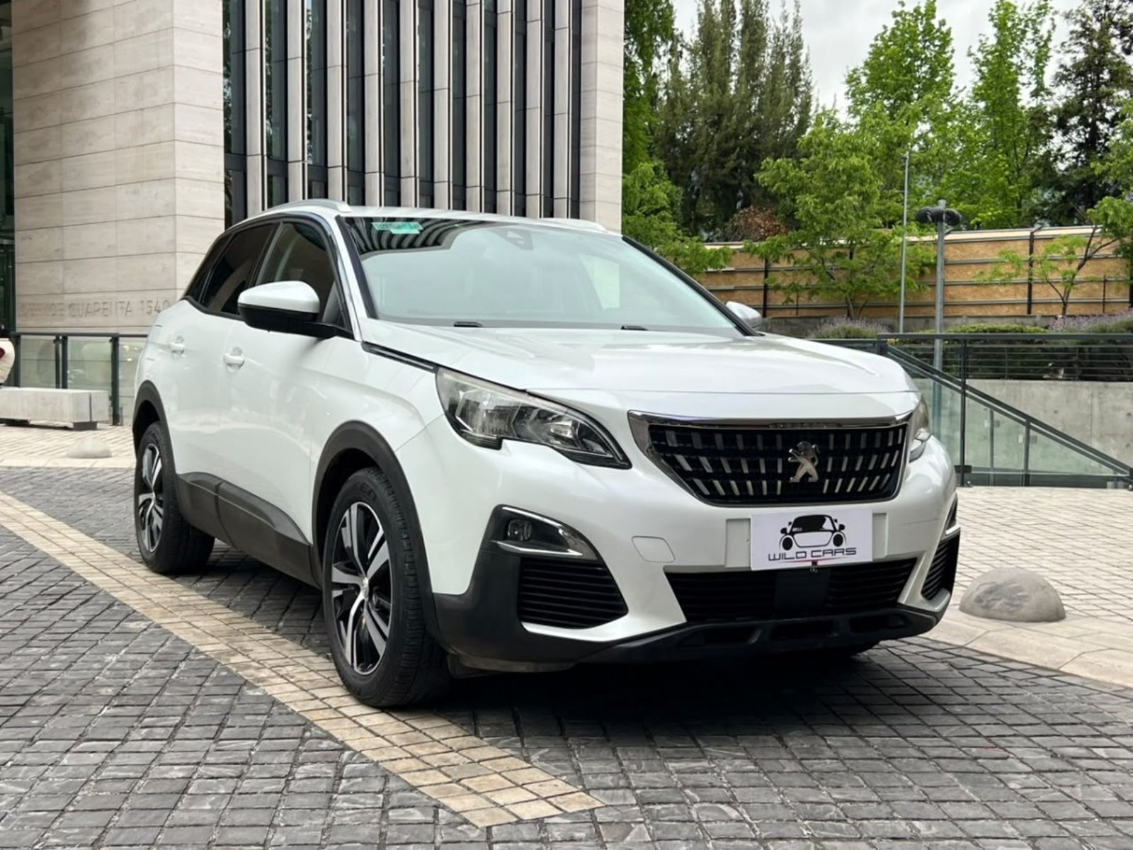 Peugeot 3008 ACTIVE 1.6 AT ; 2018 - Foto 3 de 10
