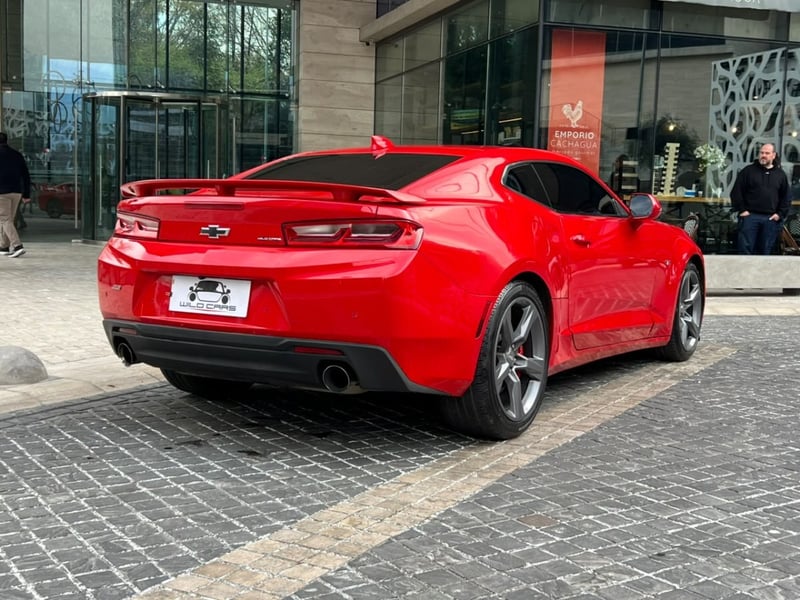 Chevrolet CAMARO SS 6.2 COUPE ; 2018 - Imagen 4 de 10