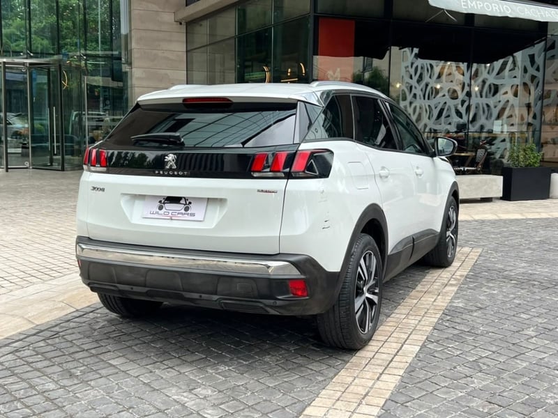 Peugeot 3008 ACTIVE 1.6 AT ; 2018 - Imagen 4 de 10