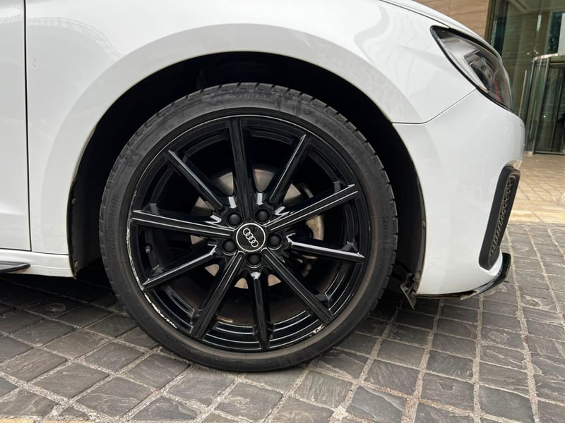 Audi A1 SPORTBACK 35 TFSI 1.5 AT ; 2021 - Imagen 8 de 10