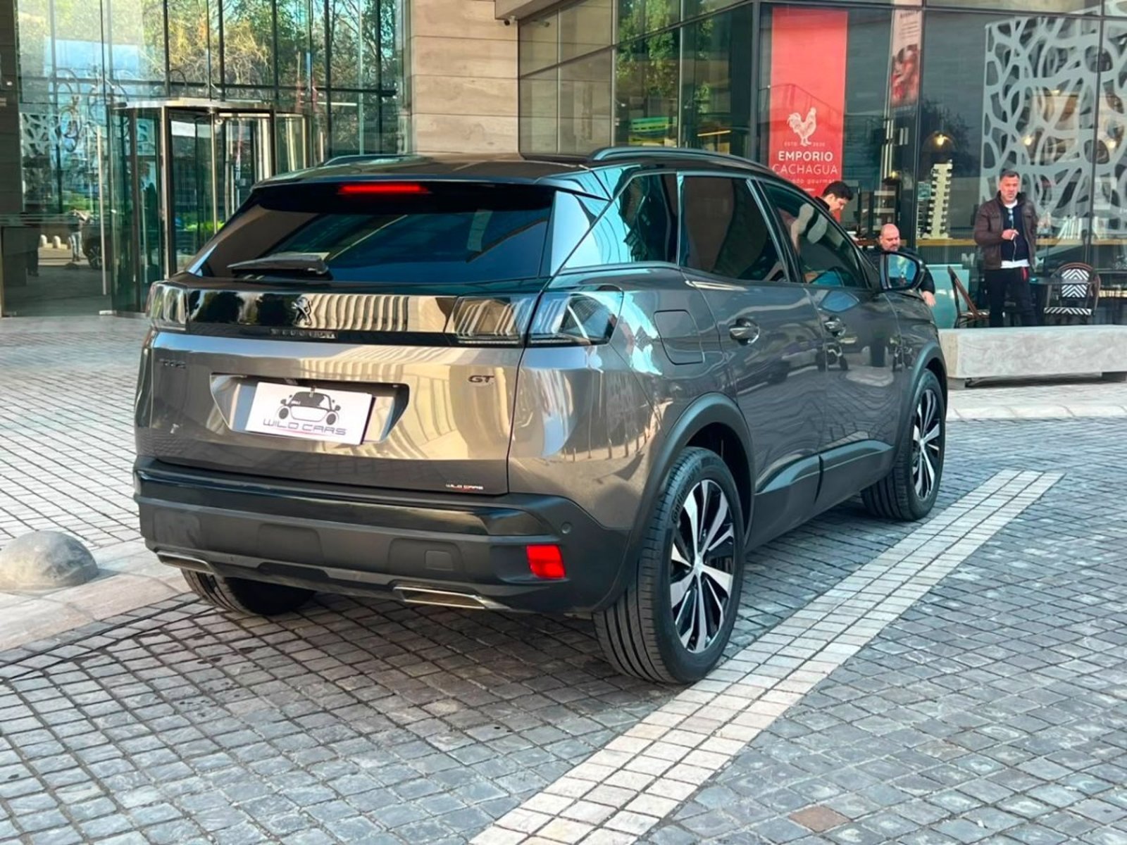 Peugeot 3008 GT 1.6 AT MANTENIMIENTO EN LA MARCA UN DUEÑO 2024 - Foto 4 de 10