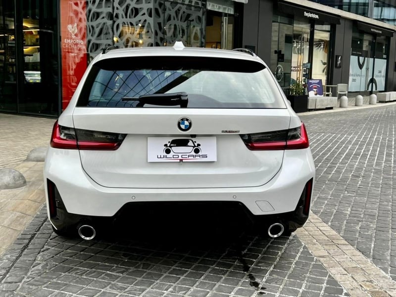 BMW 330 TOURING M GARANTÍA DE FÁBRICA VIGENTE UN DUE 2025 - Imagen 5 de 10