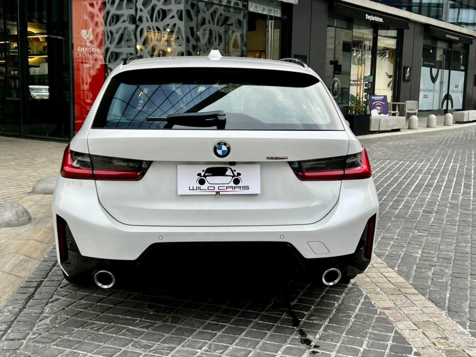 BMW 330 TOURING M GARANTÍA DE FÁBRICA VIGENTE UN DUE 2025 - Imagen 5 de 10