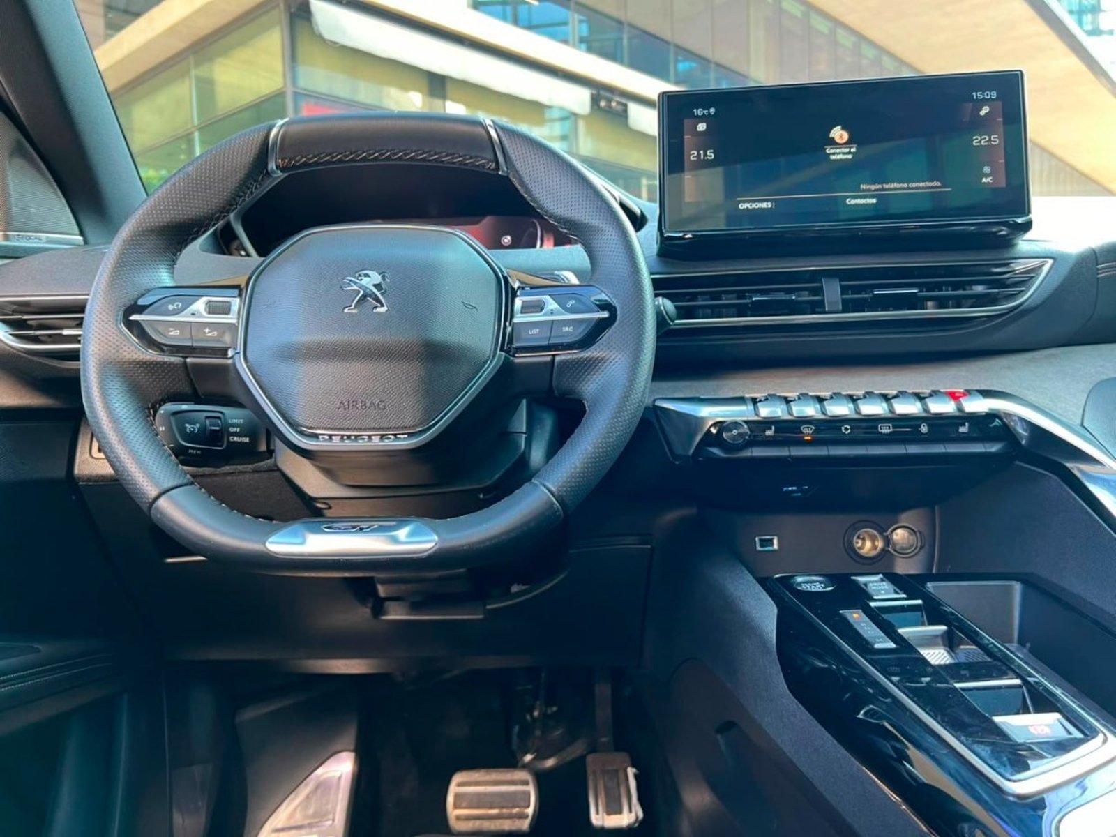 Peugeot 3008 GT 1.6 AT MANTENIMIENTO EN LA MARCA UN DUEÑO 2024 - Imagen 10 de 10