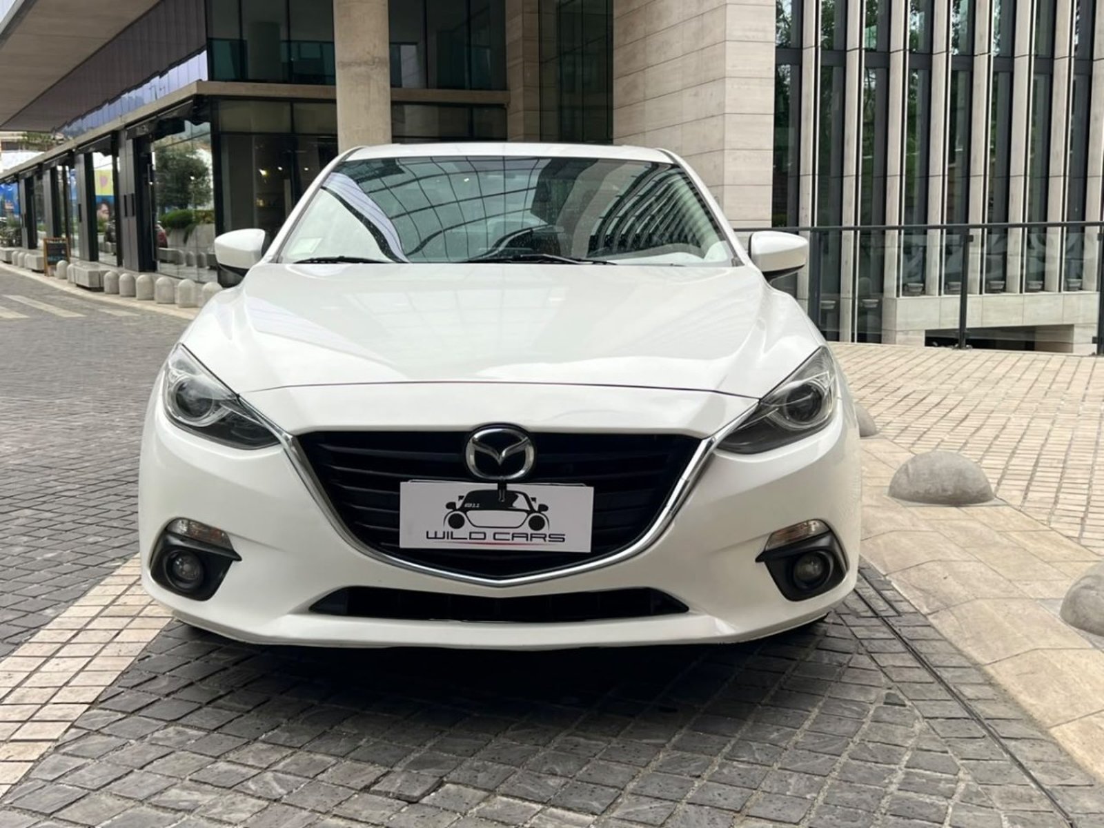Mazda 3 2.0 AT SEDAN ; 2015 - Foto 2 de 10