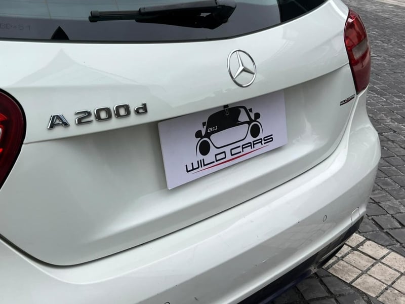 Mercedes-Benz A200 D LOOK AMG 2017 - Imagen 7 de 10