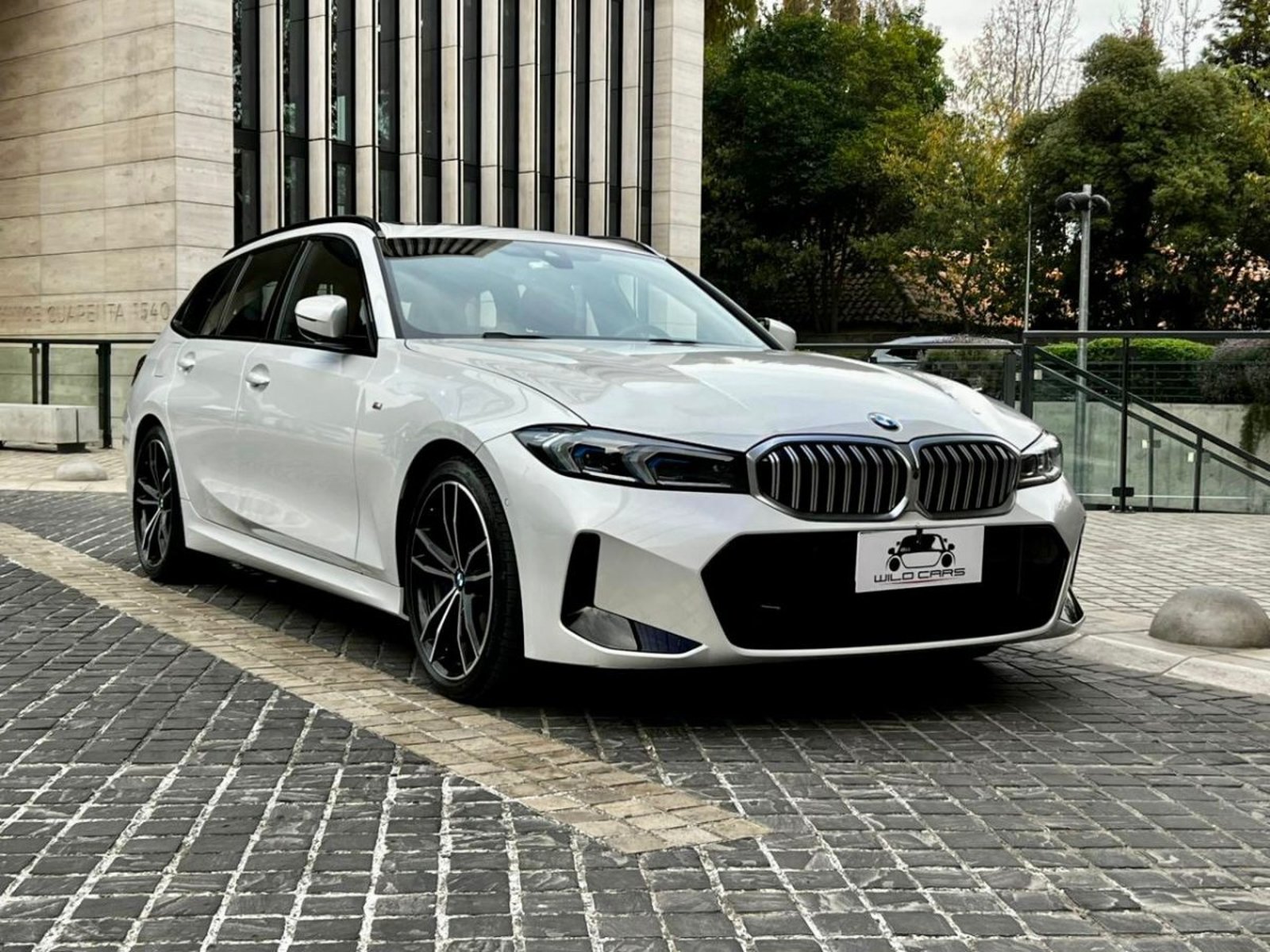 BMW 330 TOURING M GARANTÍA DE FÁBRICA VIGENTE UN DUE 2025 - Foto 3 de 10