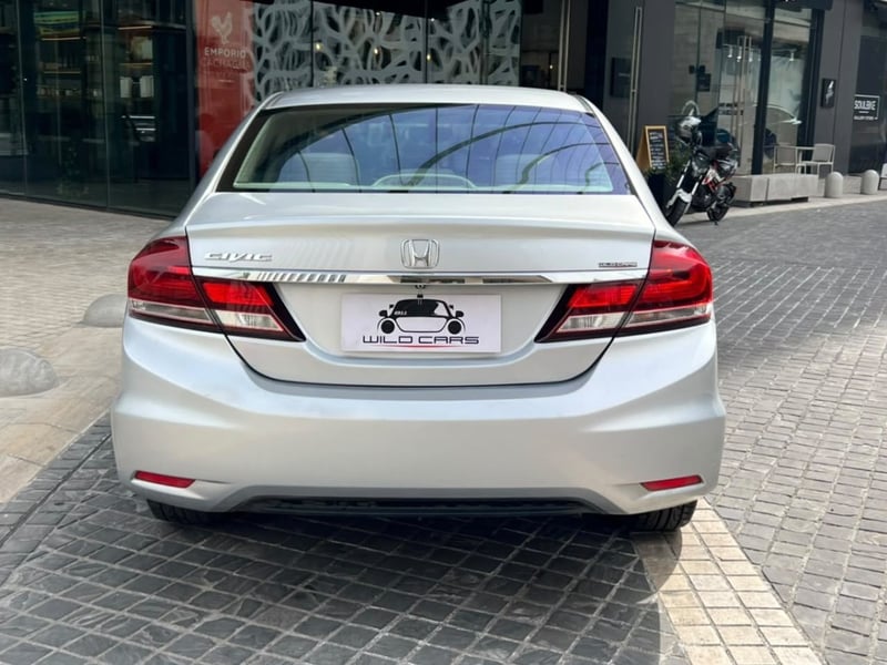 Honda CIVIC LX 1.8 AT ; 2014 - Imagen 5 de 10