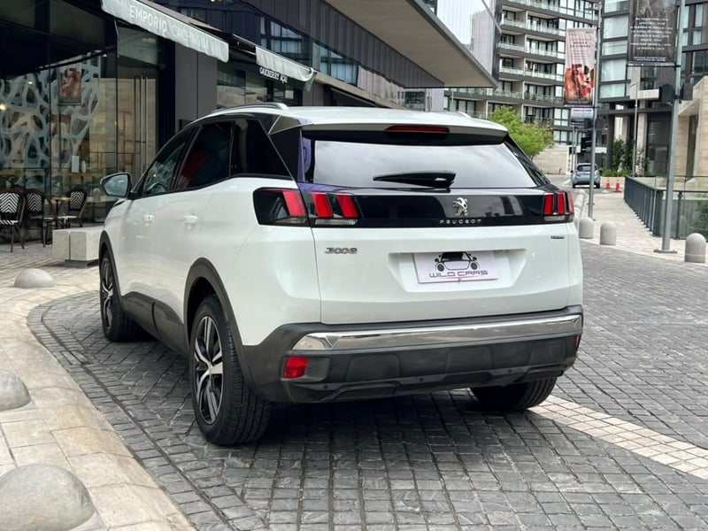 Peugeot 3008 ACTIVE 1.6 AT ; 2018 - Imagen 6 de 10