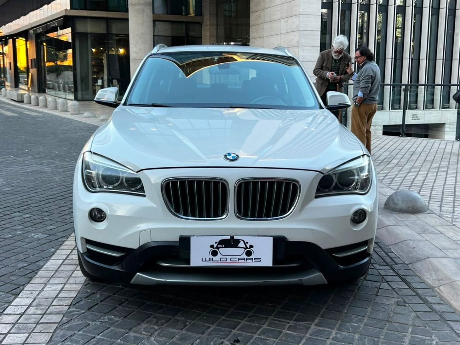 BMW X1 20D XDRIVE MANTENIMIENTO AL DIA 2014 - Foto 2 de 10