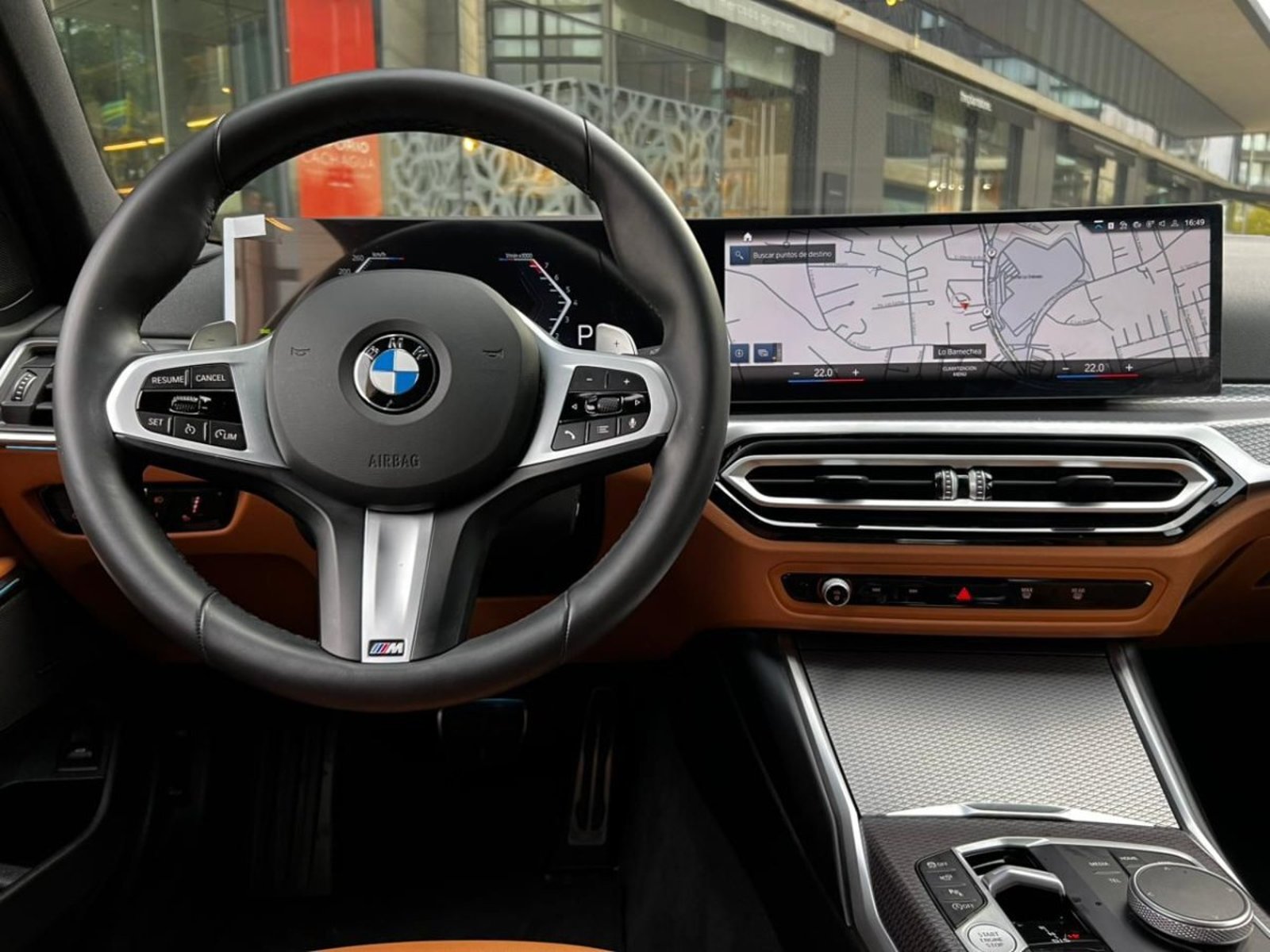 BMW 330 TOURING M GARANTÍA DE FÁBRICA VIGENTE UN DUE 2025 - Imagen 9 de 10