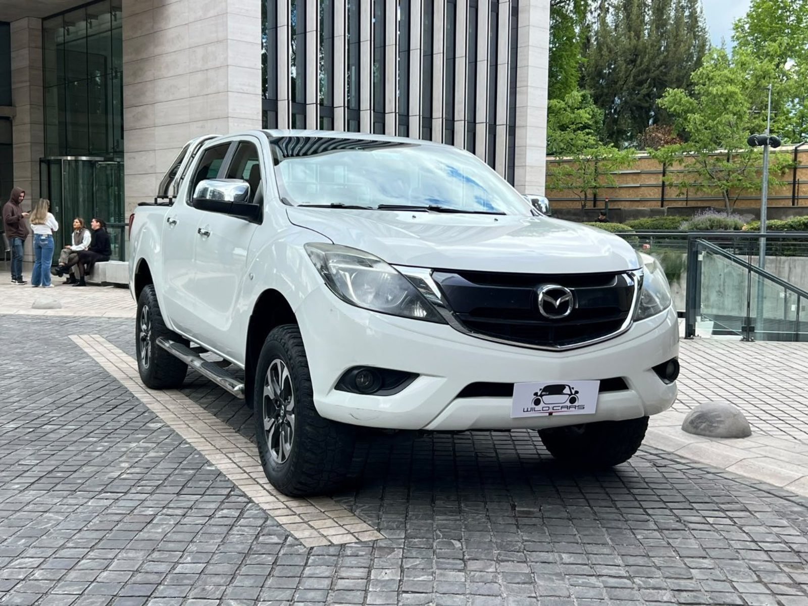 Mazda BT-50 SDX 4X4 MT 2.2 ; 2019 - Foto 3 de 10