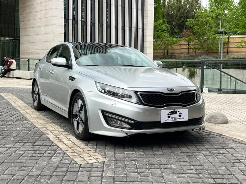 Kia OPTIMA EX 2.0 AT ; 2013 - Imagen 3 de 10