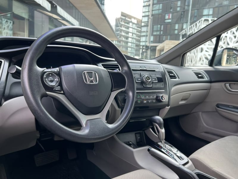 Honda CIVIC LX 1.8 AT ; 2014 - Imagen 9 de 10