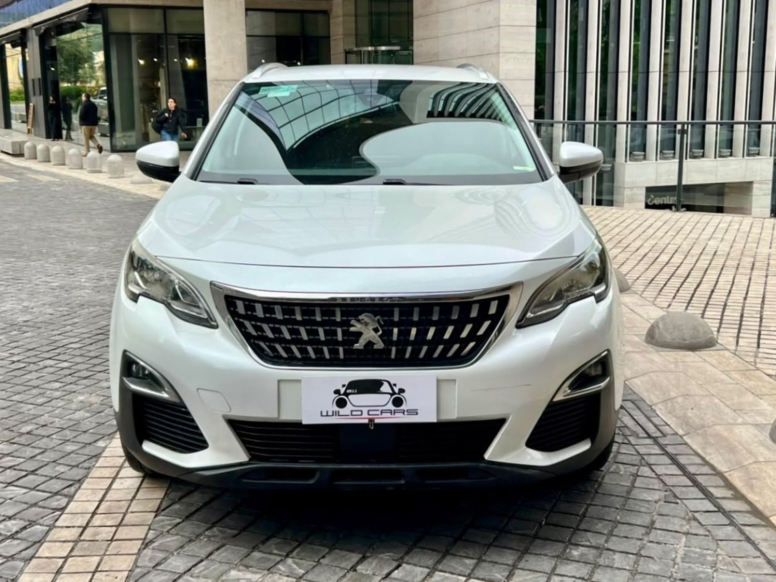 Peugeot 3008 ACTIVE 1.6 AT ; 2018 - Foto 2 de 10