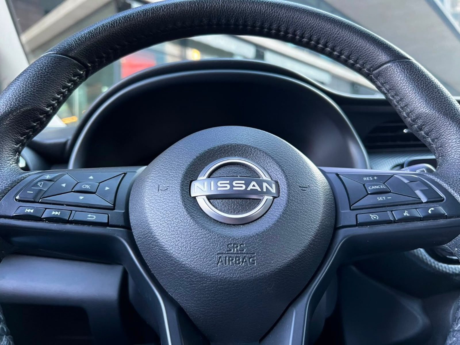 Nissan KICKS ADVANCE 1.6 AT ÚNICO DUEÑO 2025 - Imagen 10 de 10