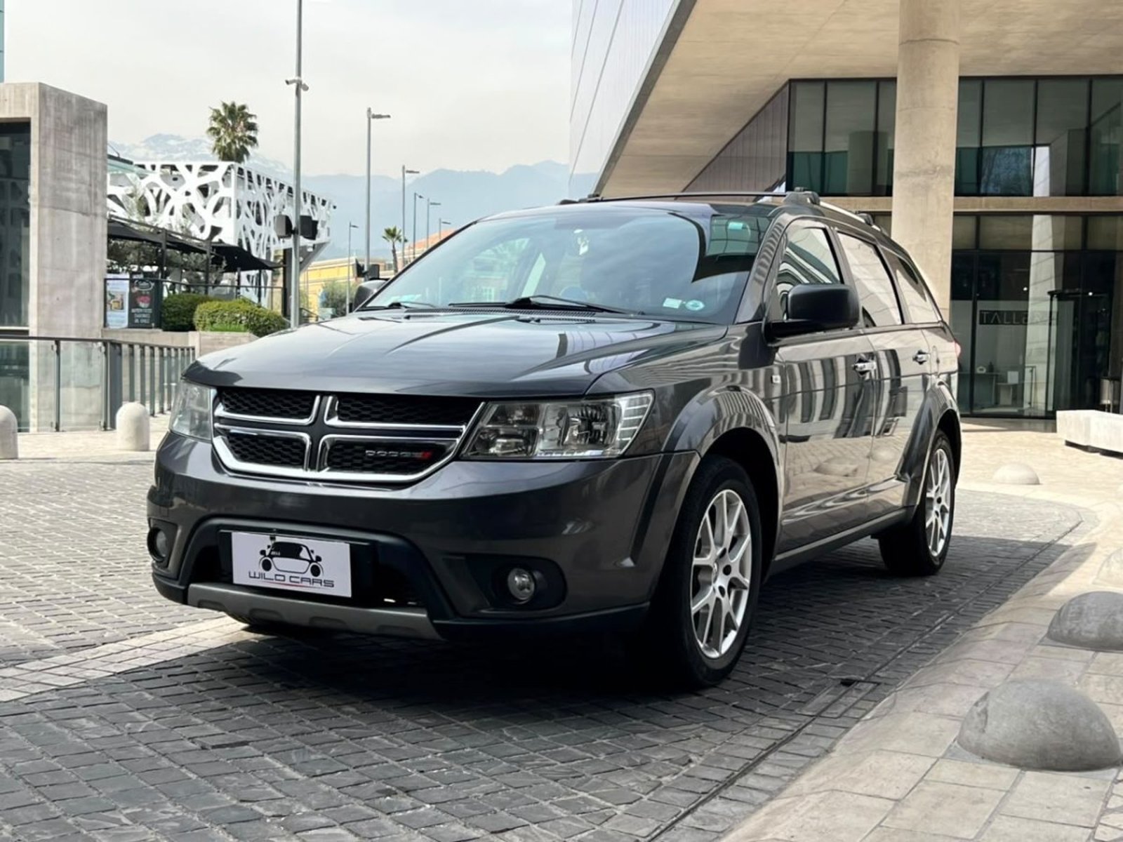 Dodge JOURNEY RT 2.4 TRES CORRIDAS DE ASIENTOS 2016