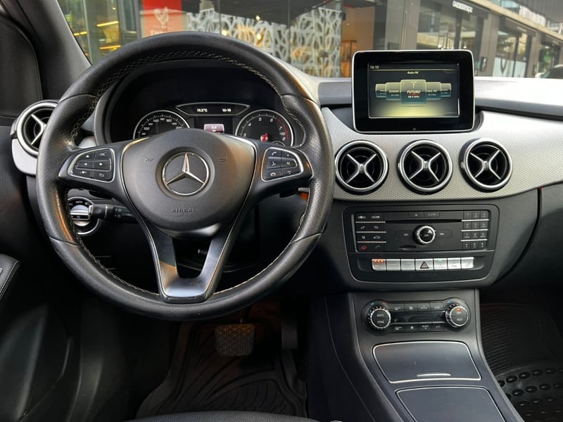 Mercedes-Benz B220 ; 2018 - Imagen 10 de 10