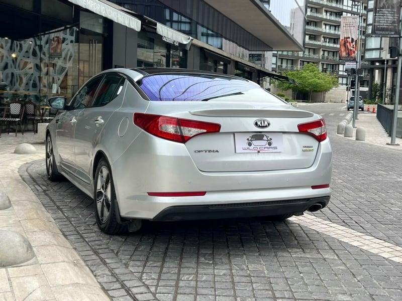 Kia OPTIMA EX 2.0 AT ; 2013 - Imagen 6 de 10