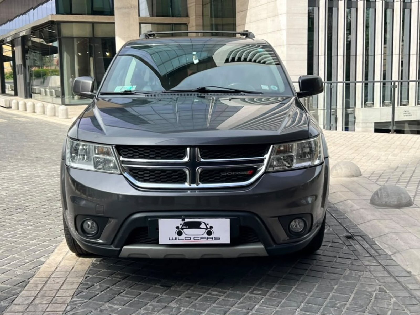 Dodge JOURNEY RT 2.4 TRES CORRIDAS DE ASIENTOS 2016 - Foto 2 de 10