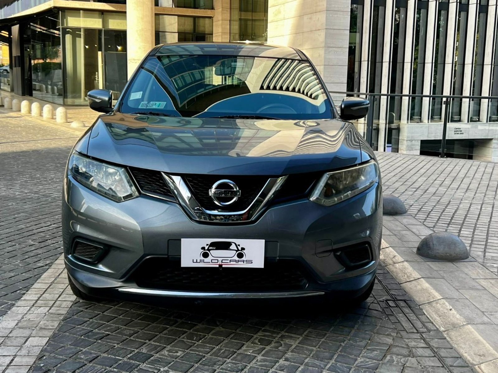 Nissan X-TRAIL SENSE 2.5 AT UN DUEÑO MANTENIMIENTO EN LA MARCA 2017 - Foto 2 de 10