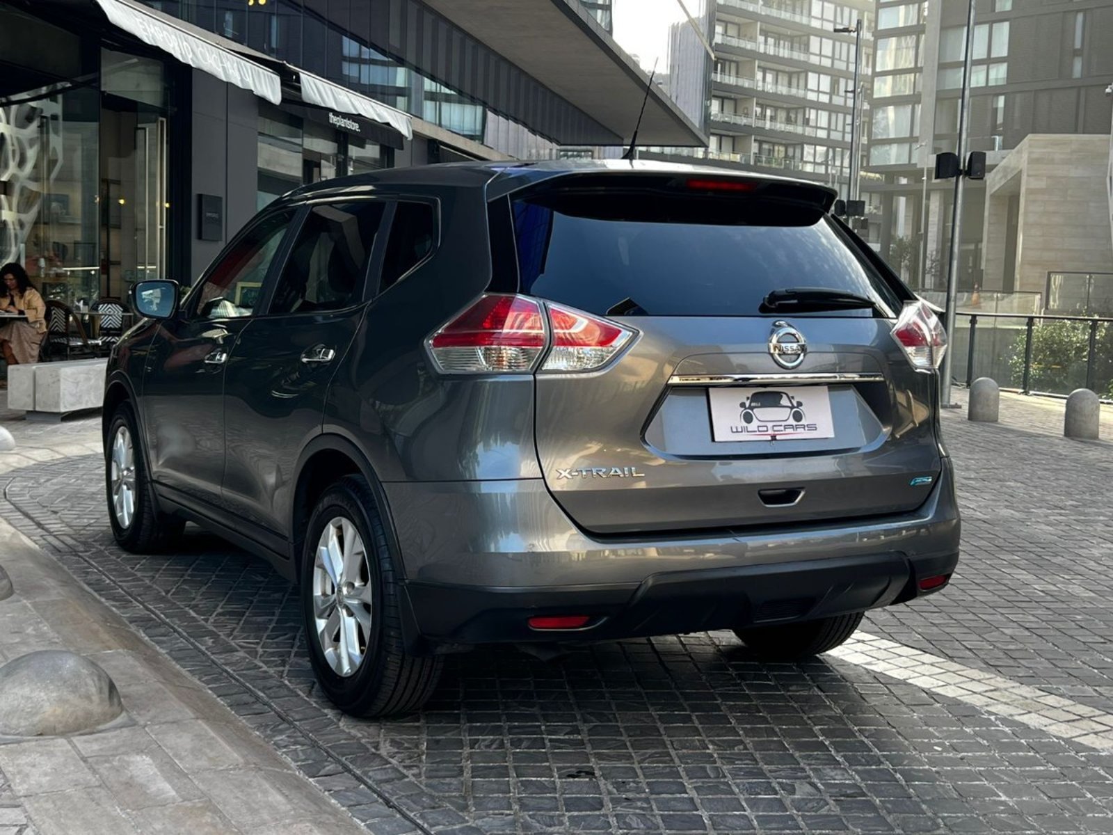Nissan X-TRAIL SENSE 2.5 AT UN DUEÑO MANTENIMIENTO EN LA MARCA 2017 - Imagen 6 de 10
