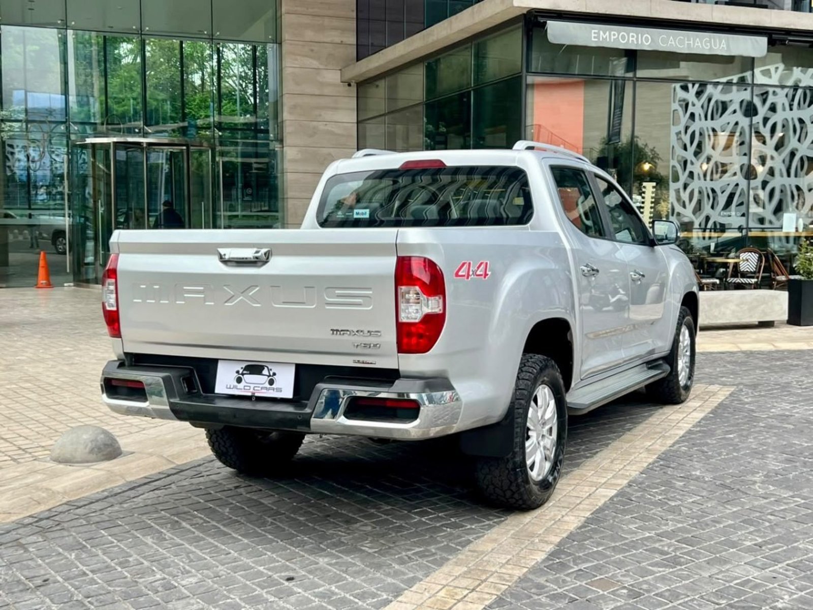 Maxus T60 GLX 2.0 AT 4X4 ; 2023 - Foto 4 de 10