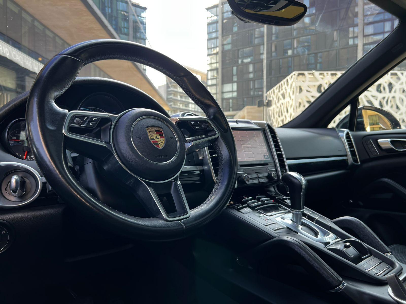 Porsche CAYENNE PLATINUM EDITION 3.6 2017 - Imagen 9 de 10