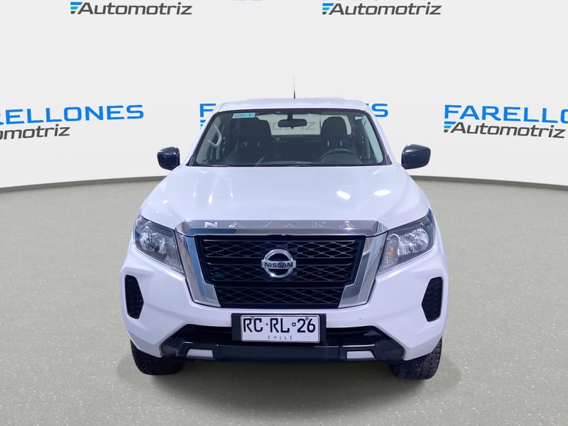 Nissan Np 300 2.3 Mt 4x2 Dsl Dc Se 2021