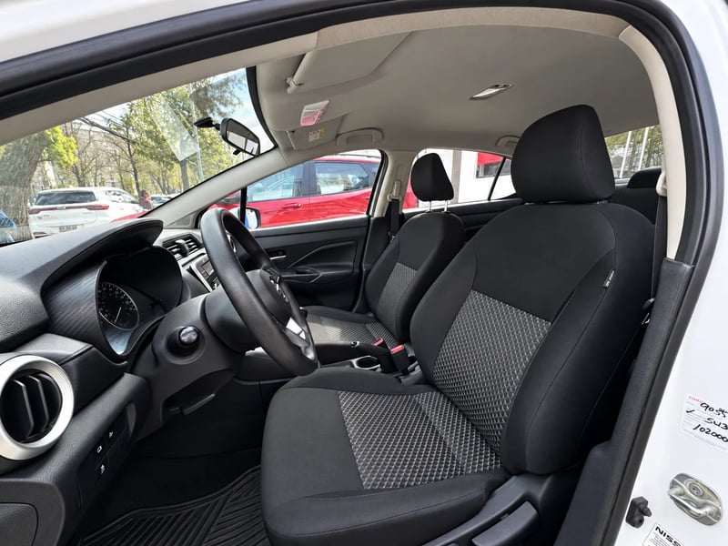 Nissan Versa Sense MT 1.6 2021 - Imagen 7 de 18