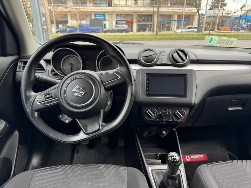 Suzuki SWIFT 2023 - Imagen 7 de 8