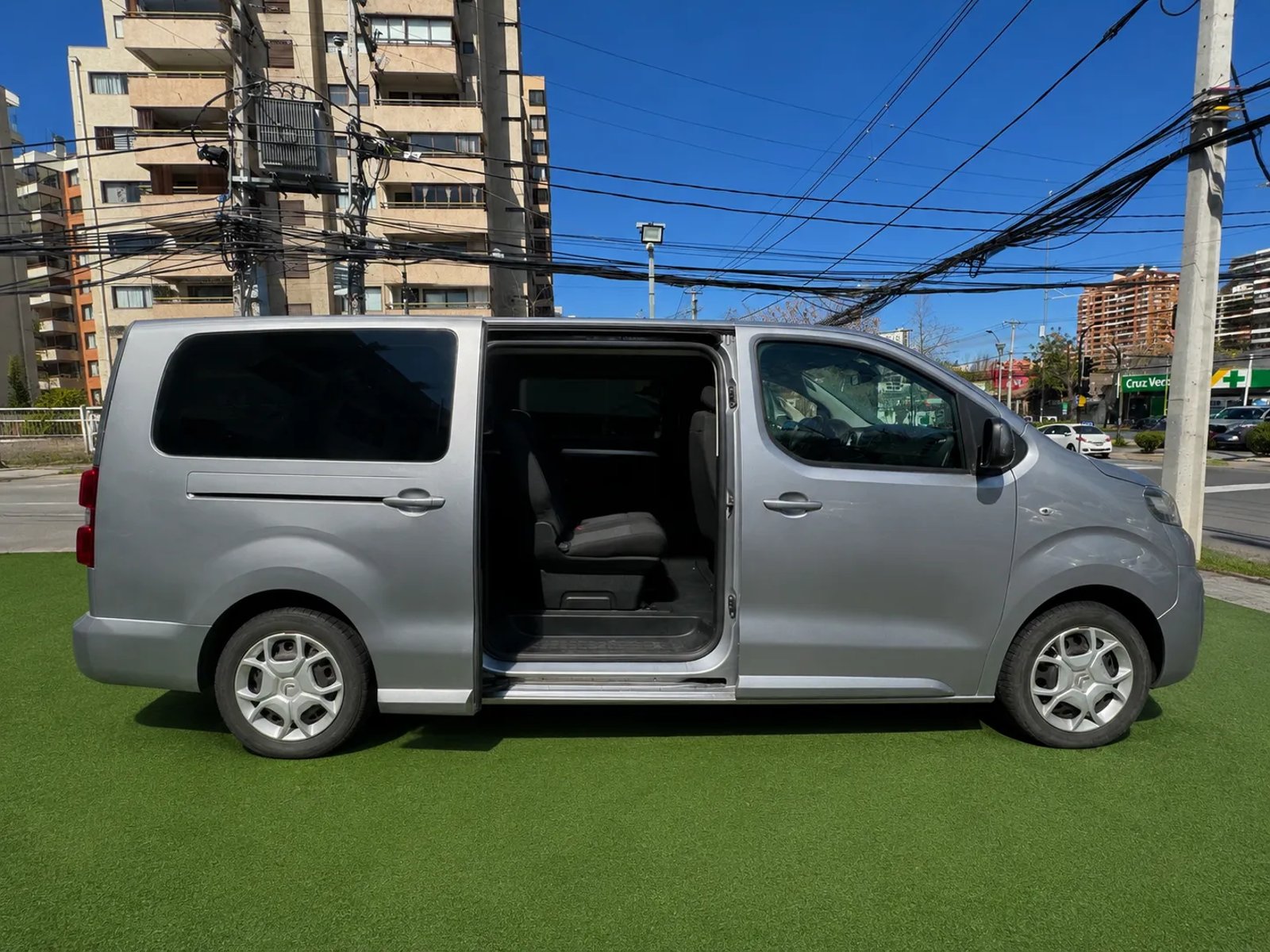 Citroën SPACETOURER XL BLUEHDI 150 2.0 2023 - Foto 2 de 20