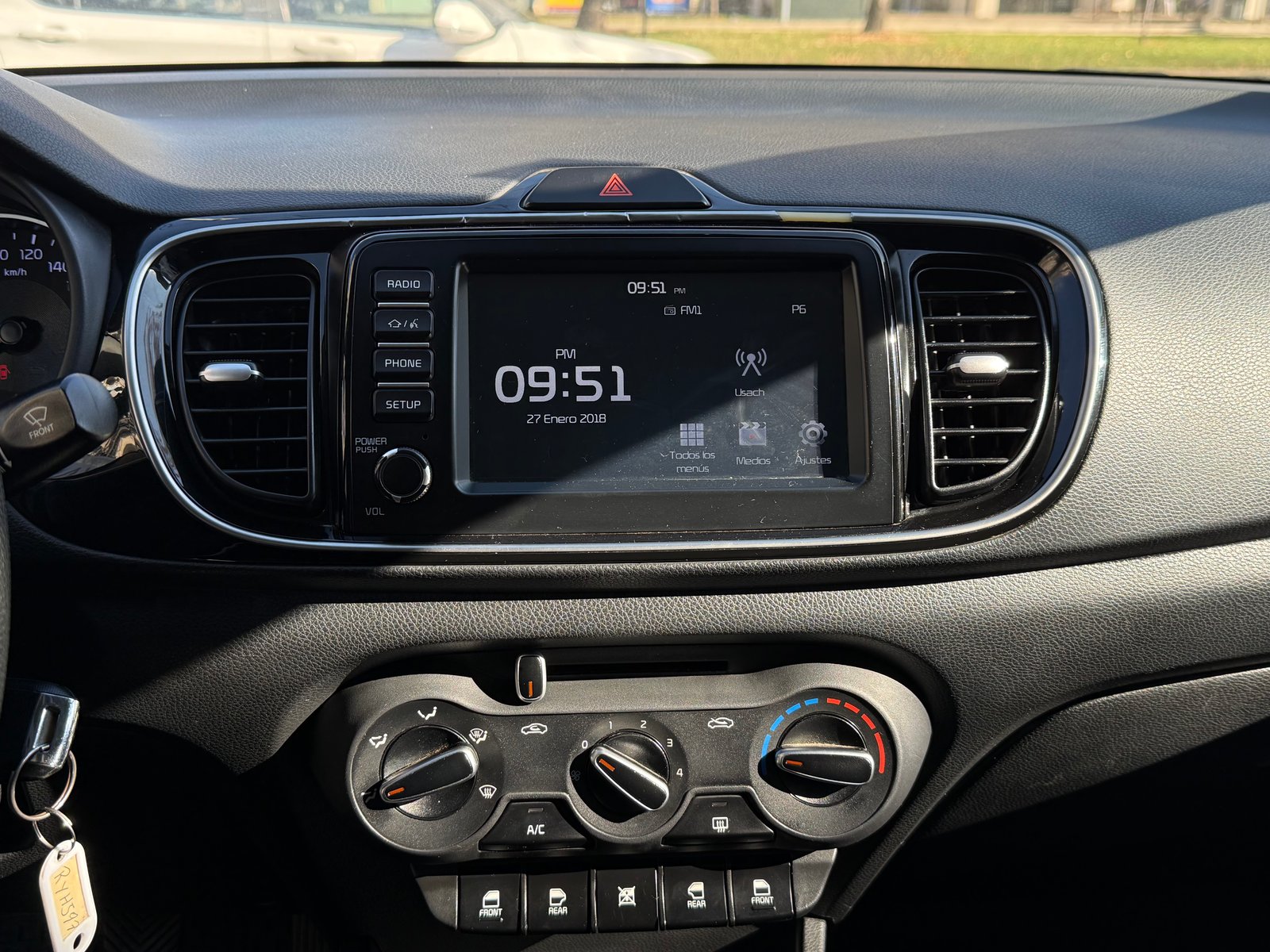 KIA SOLUTO 1.4 2022 - Imagen 15 de 20
