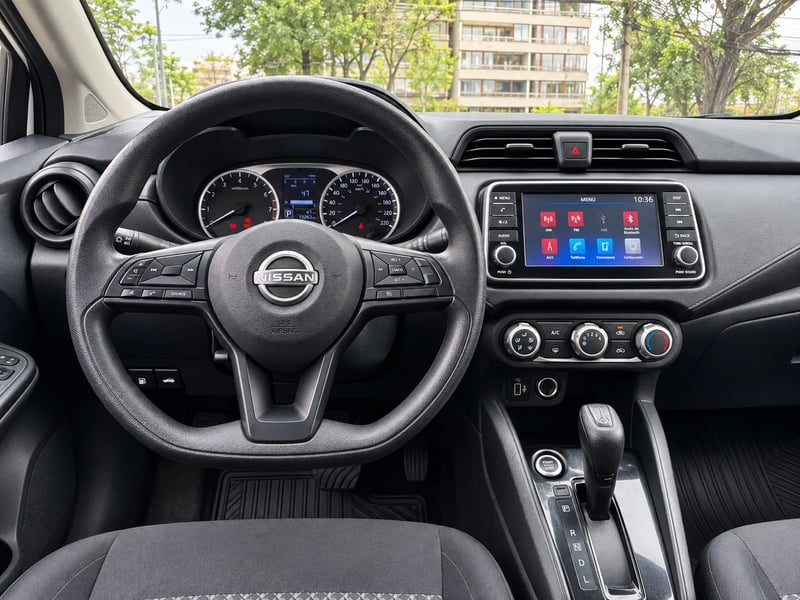 Nissan VERSA 4X2 1.6 AT 2023 - Imagen 6 de 20
