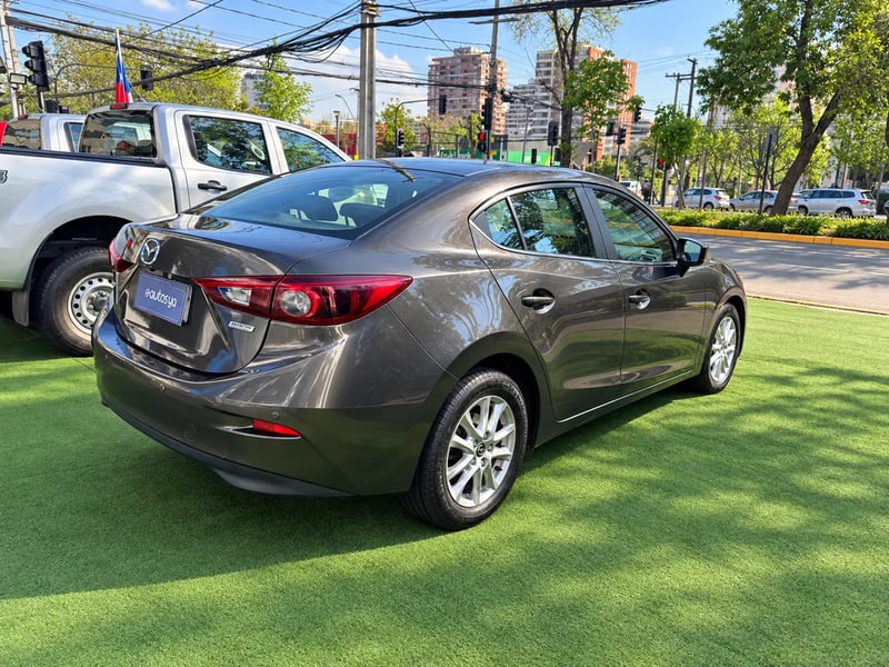 Mazda NEW 3 2.0 2019 - Imagen 6 de 20