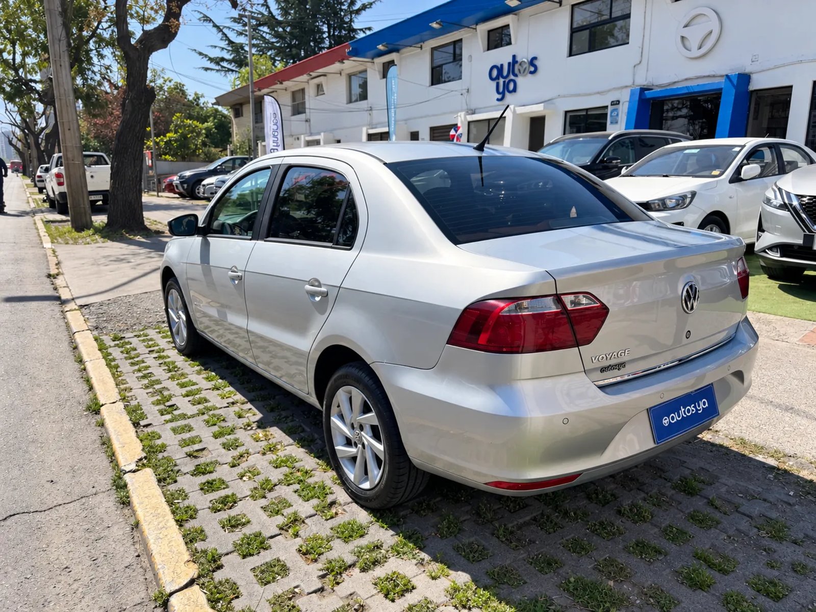 Volkswagen VOYAGE HIGHLINE 1.6 2023 - Foto 4 de 18