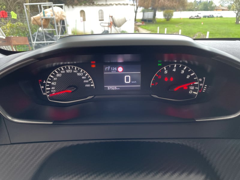 Peugeot 208 PURETECH 4X2 1.2 2024 - Imagen 5 de 14