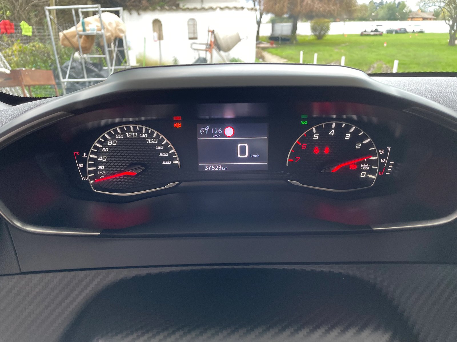 Peugeot 208 PURETECH 4X2 1.2 2024 - Foto 5 de 14