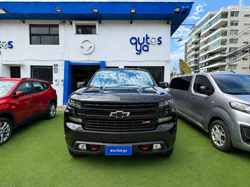 Chevrolet SILVERADO DCAB 4X4 5.3 AT 2021