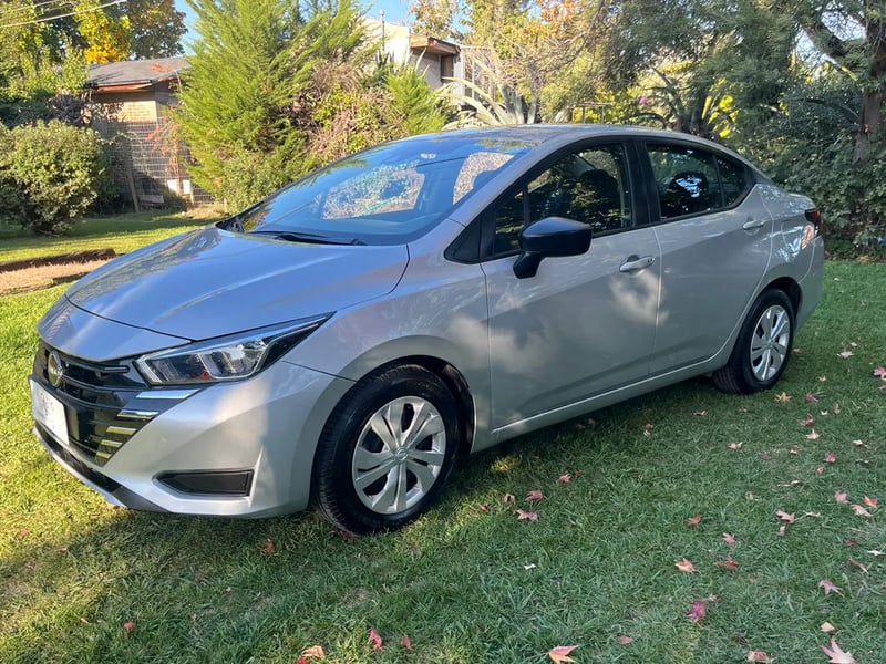Nissan NEW VERSA SENSE 4X2 1.6 AUT 2023