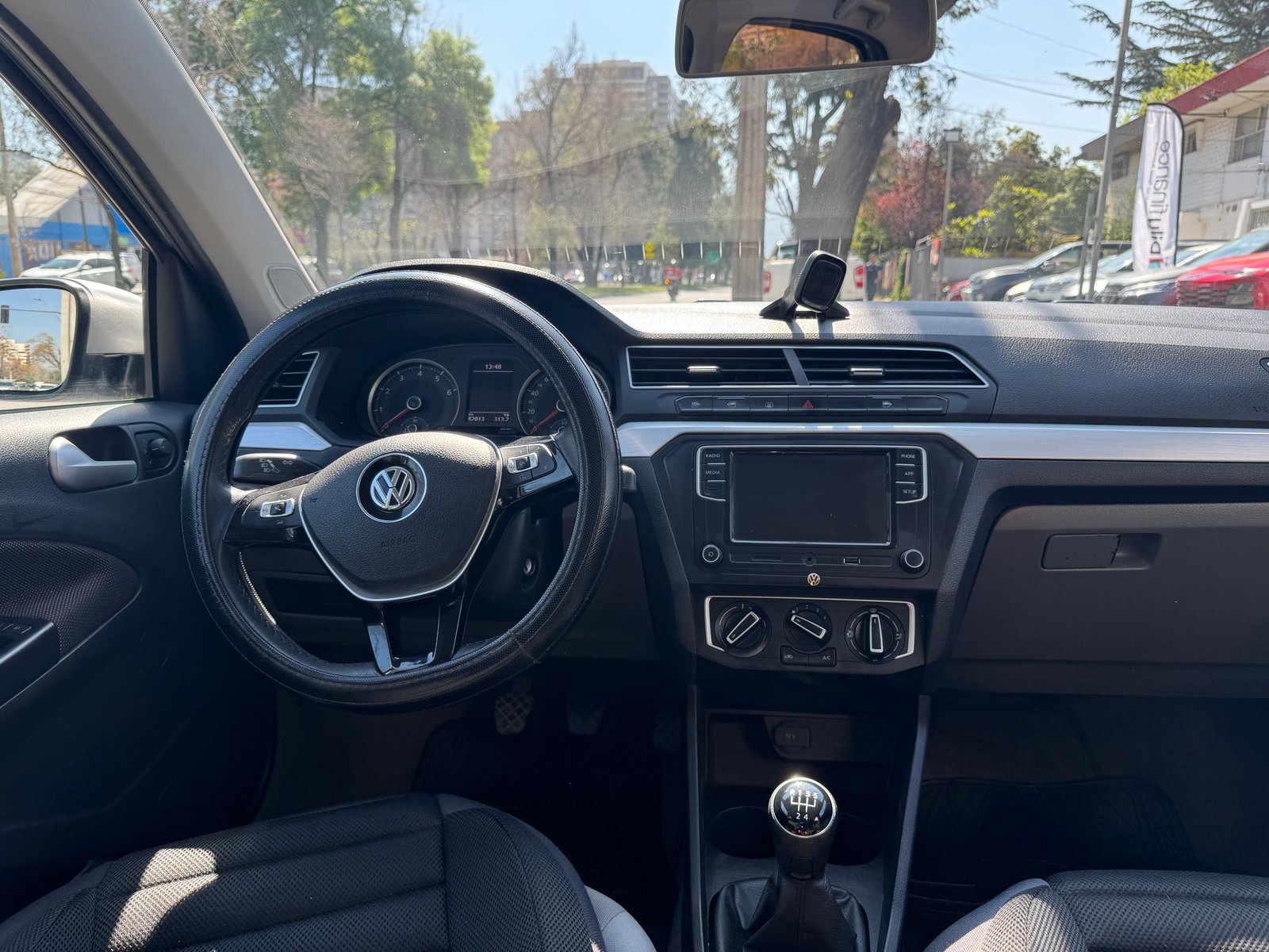 Volkswagen VOYAGE HIGHLINE 1.6 2023 - Foto 2 de 3
