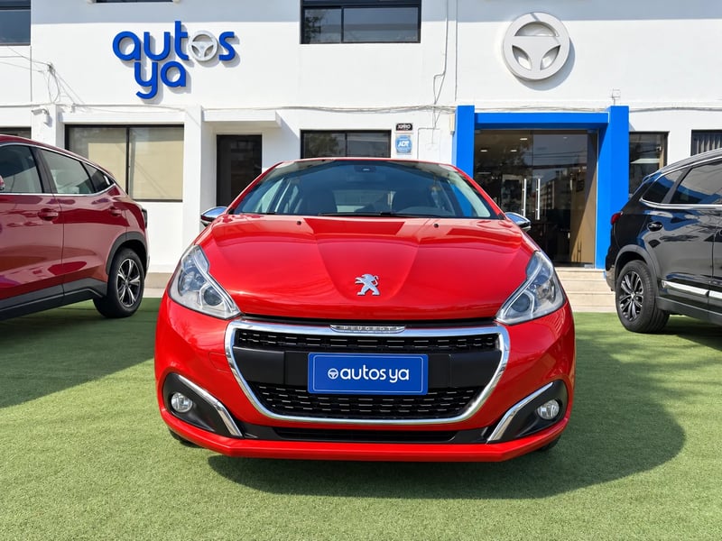 Peugeot 208 PURE TECH HB 1.2 2020 - Imagen 18 de 19