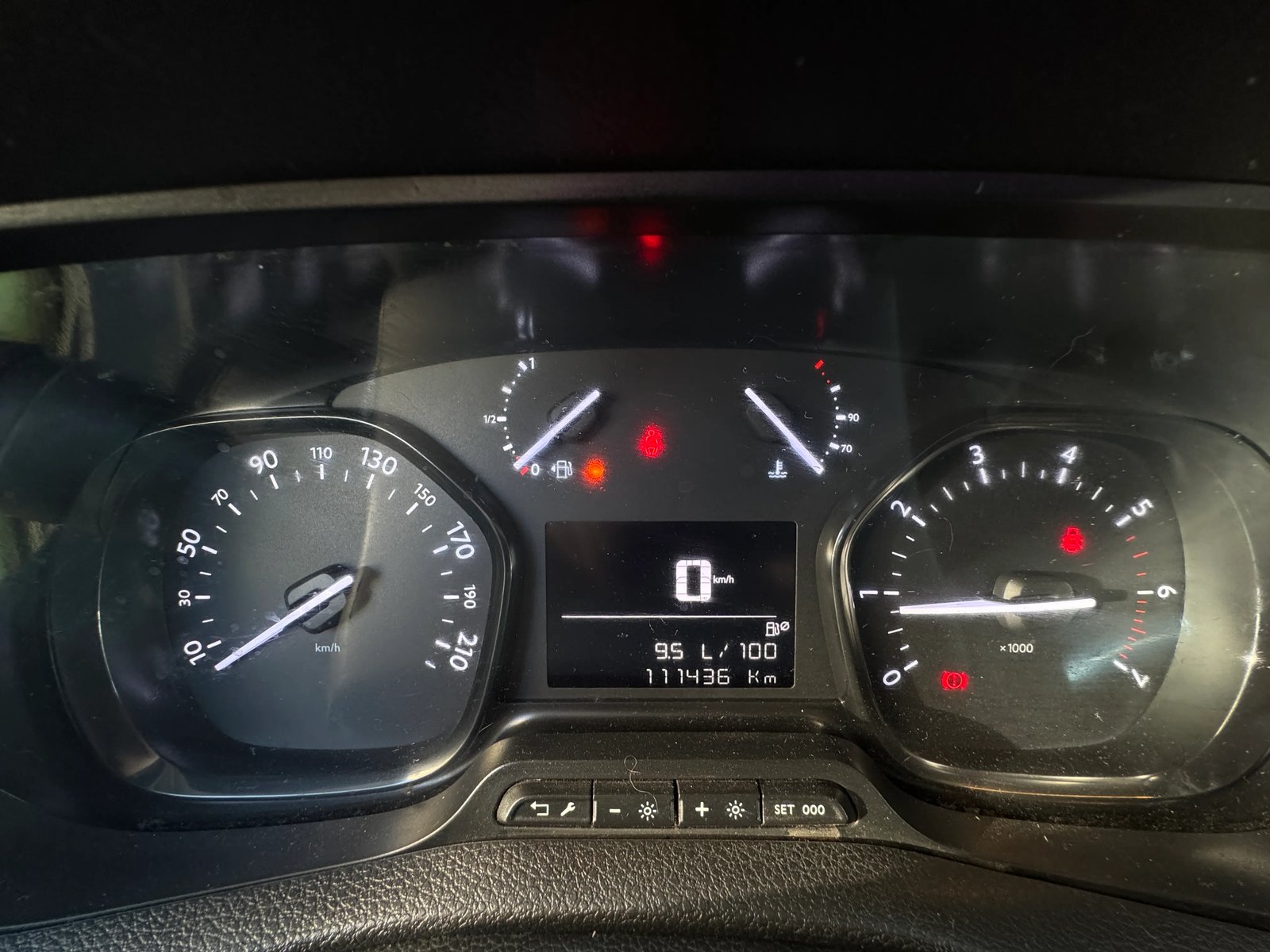 Citroën SPACETOURER XL BLUEHDI 150 2.0 2023 - Imagen 18 de 20