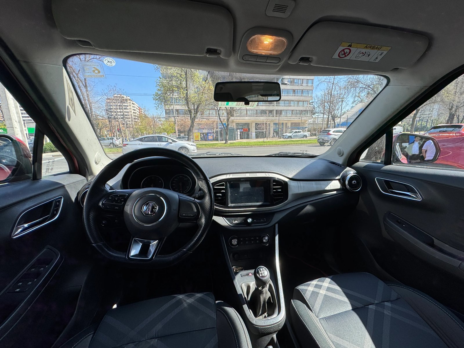 MG 3 HATCH BACK 2021 - Imagen 4 de 7