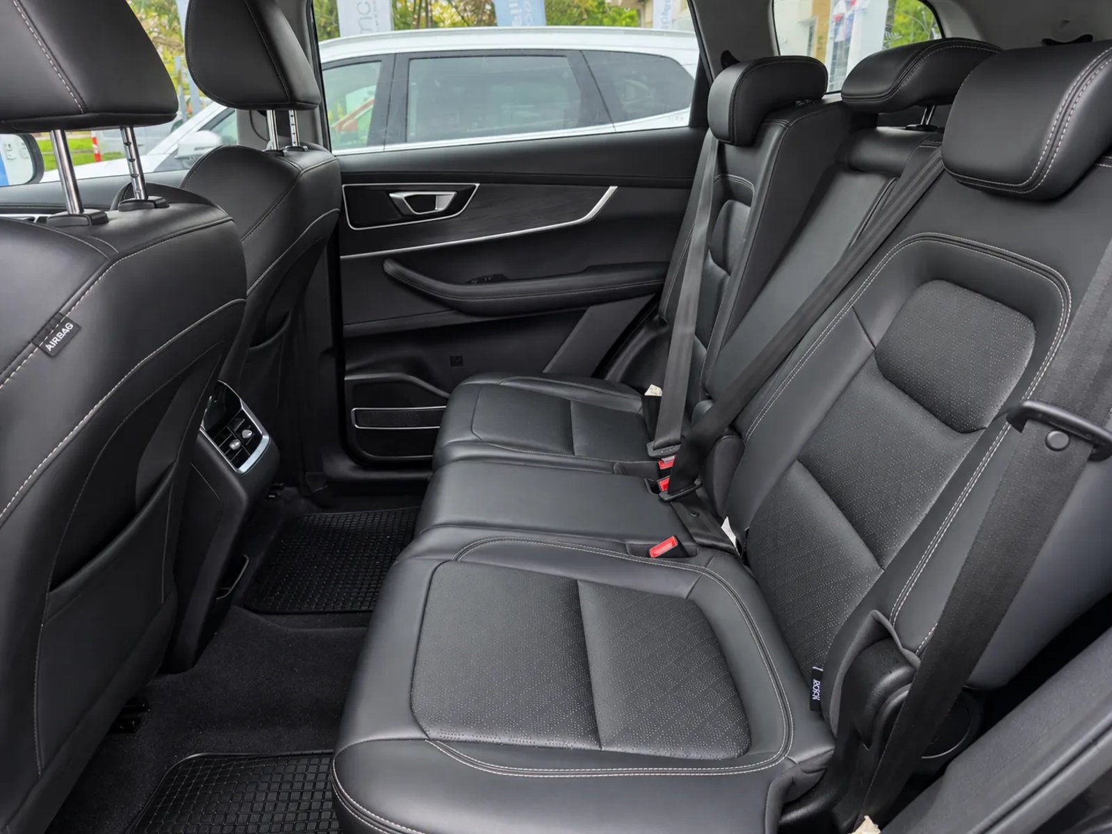 Chery TIGGO 8 1.5 AT 2021 - Foto 4 de 20