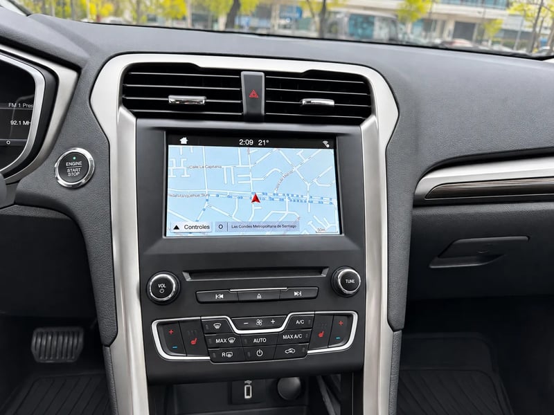 Ford FUSION 2.0 AUT 2019 - Imagen 4 de 20