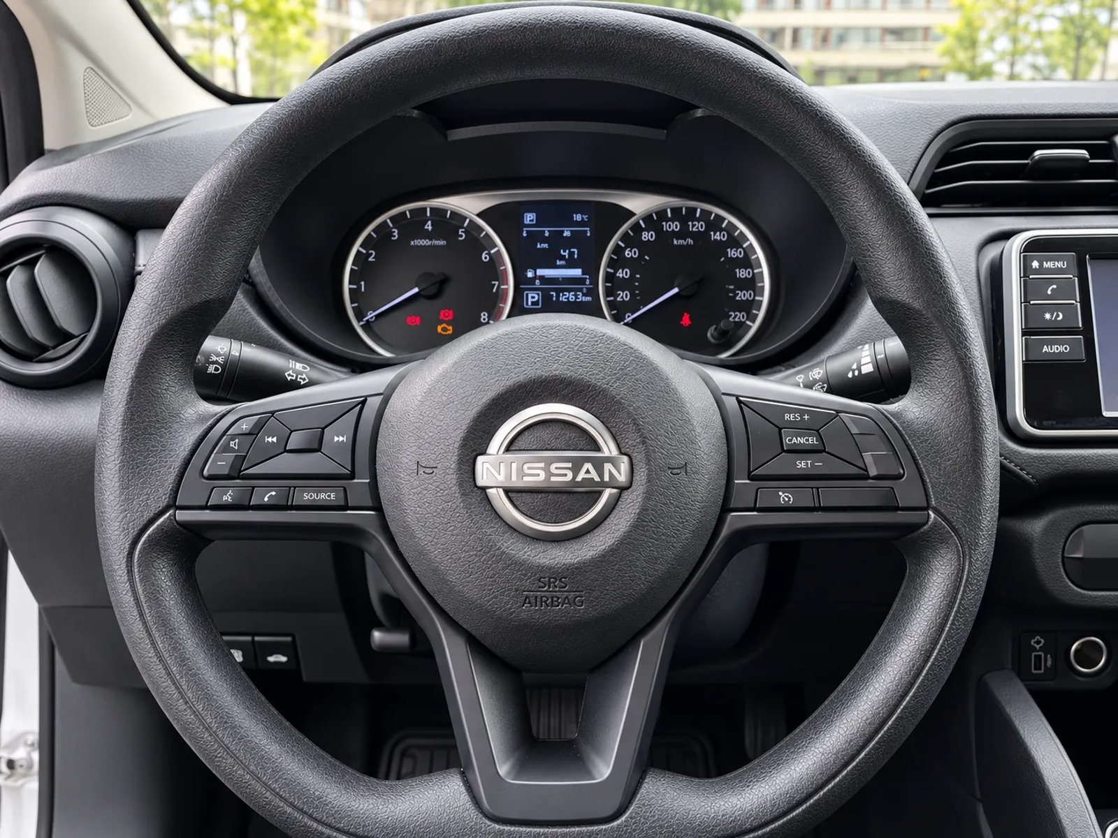 Nissan VERSA 4X2 1.6 AT 2023 - Foto 5 de 20