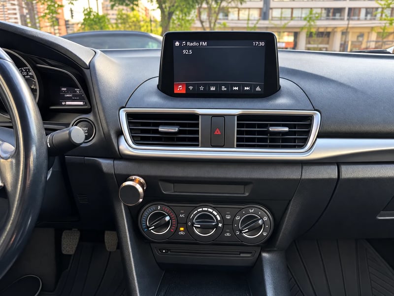 Mazda NEW 3 2.0 2019 - Imagen 19 de 20