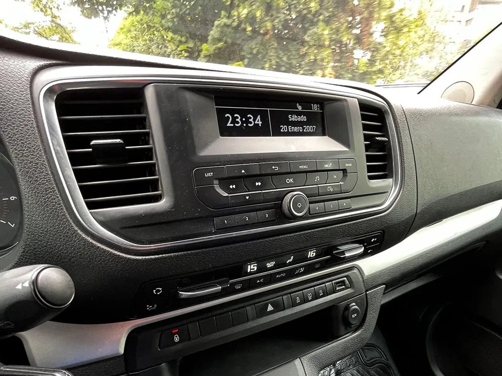Citroën SPACETOURER 2024 - Imagen 7 de 9